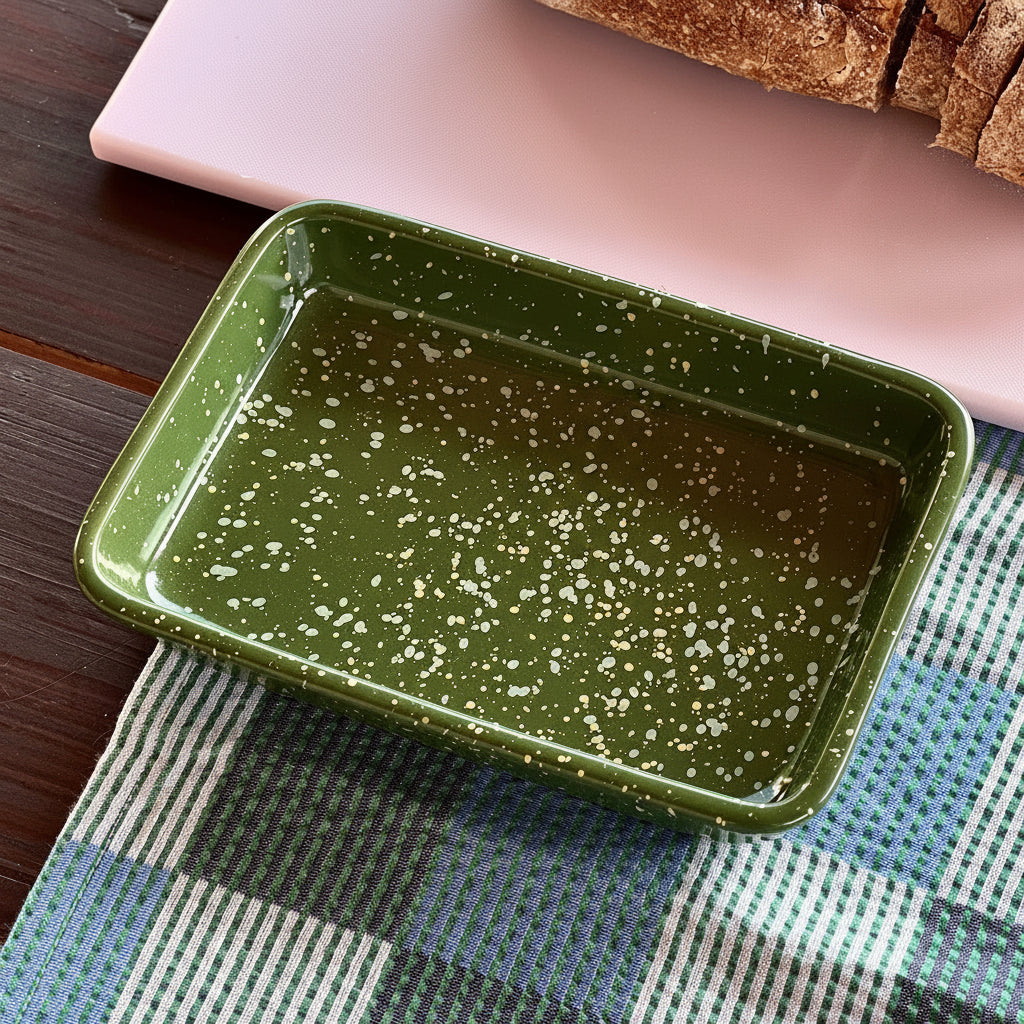 Speckled Stoneware Baking Pan